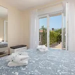 Eva Дом отдыха Умаг